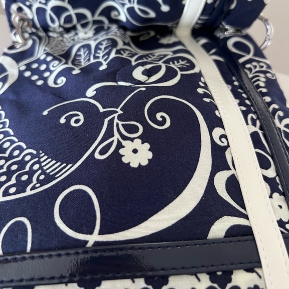 VERA BRADLEY Cross Body Bag Twirly Bird Pattern Flipster Fold Over Purse - Picture 8 of 9
